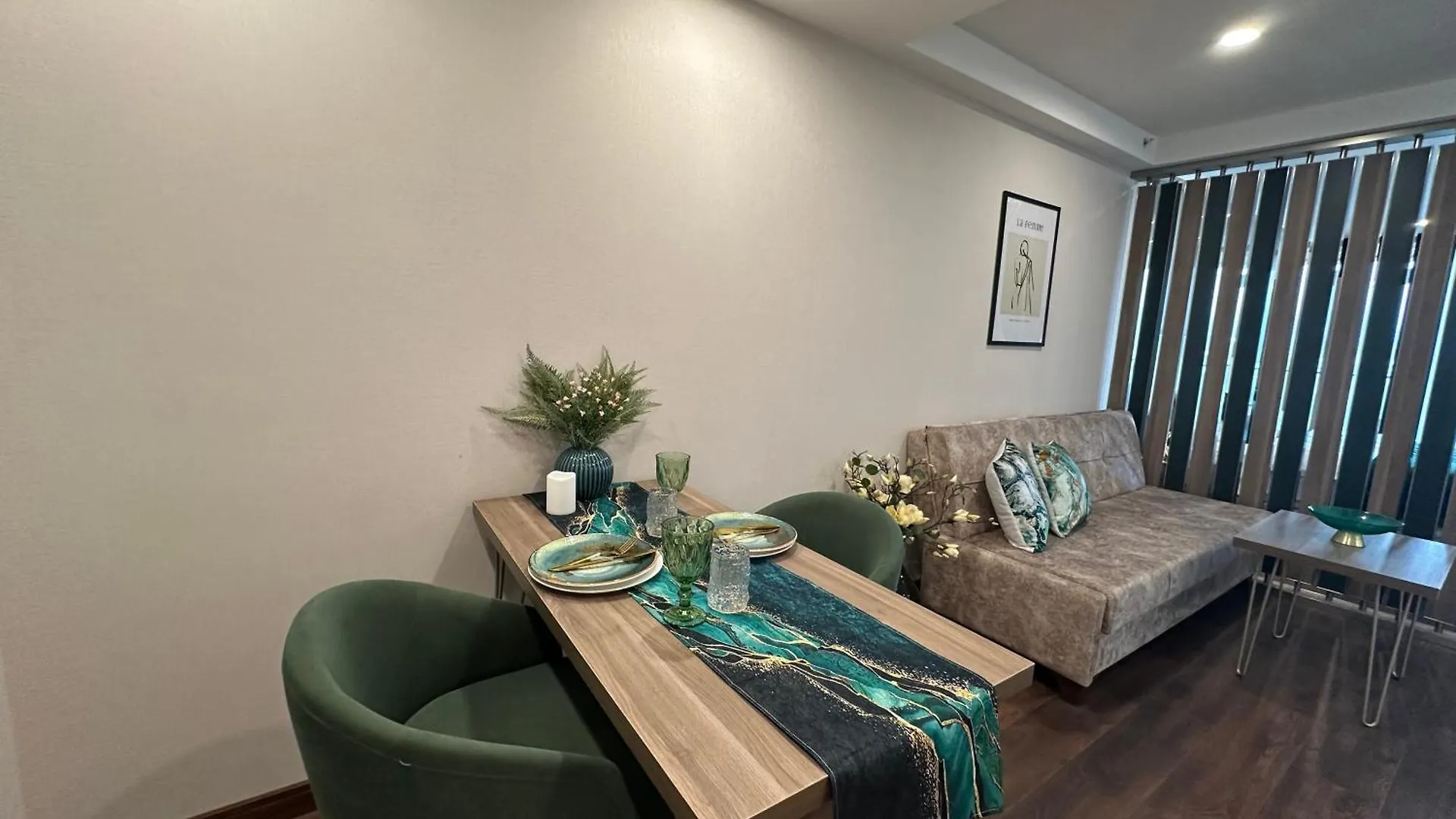 Luxury Family Apartment With Stunning Mountain View Batumi