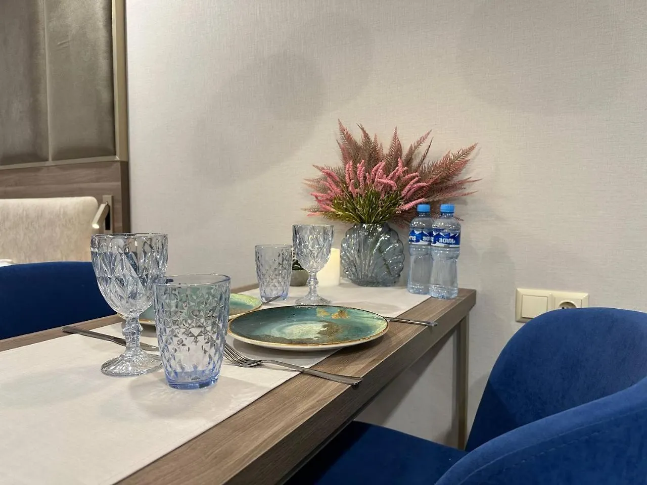 Luxury Family Apartment With Stunning Mountain View Batumi
