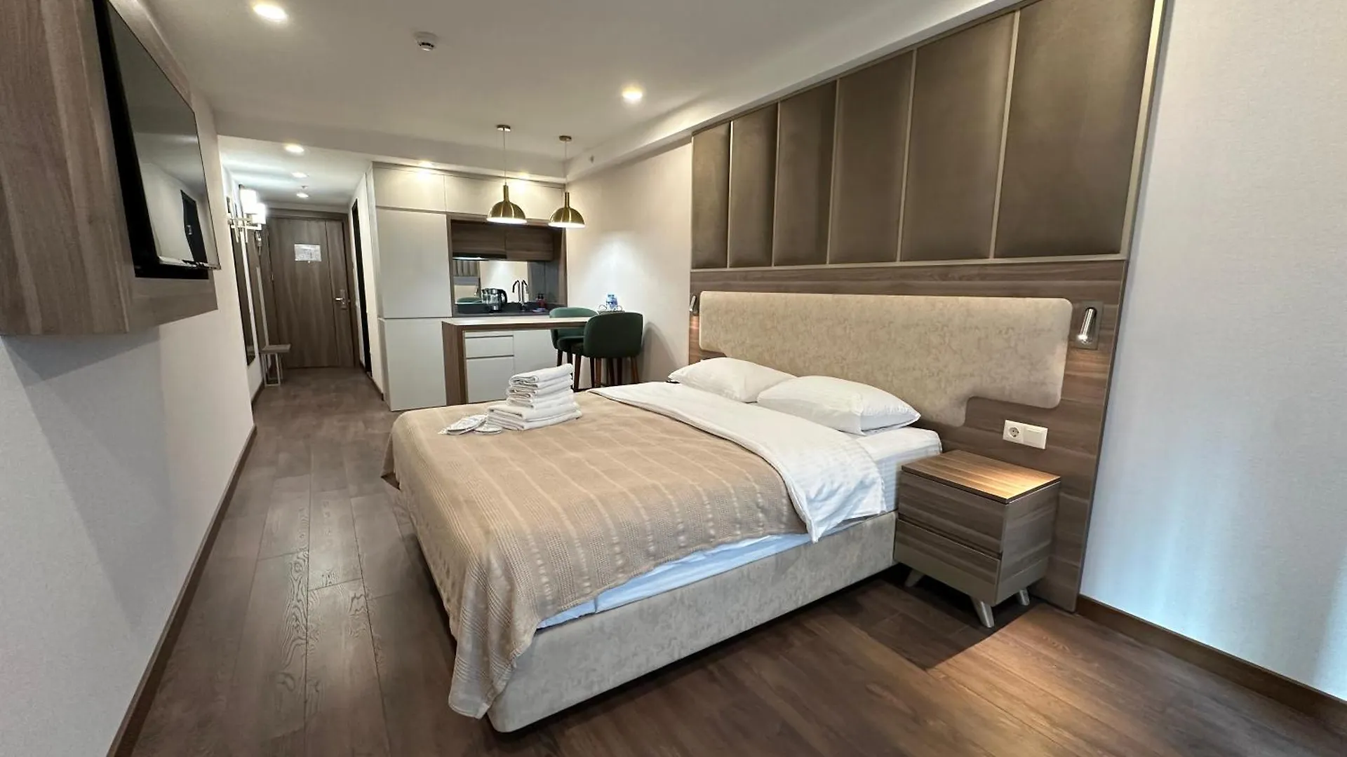 Luxury Family Apartment With Stunning Mountain View Batumi 0*,